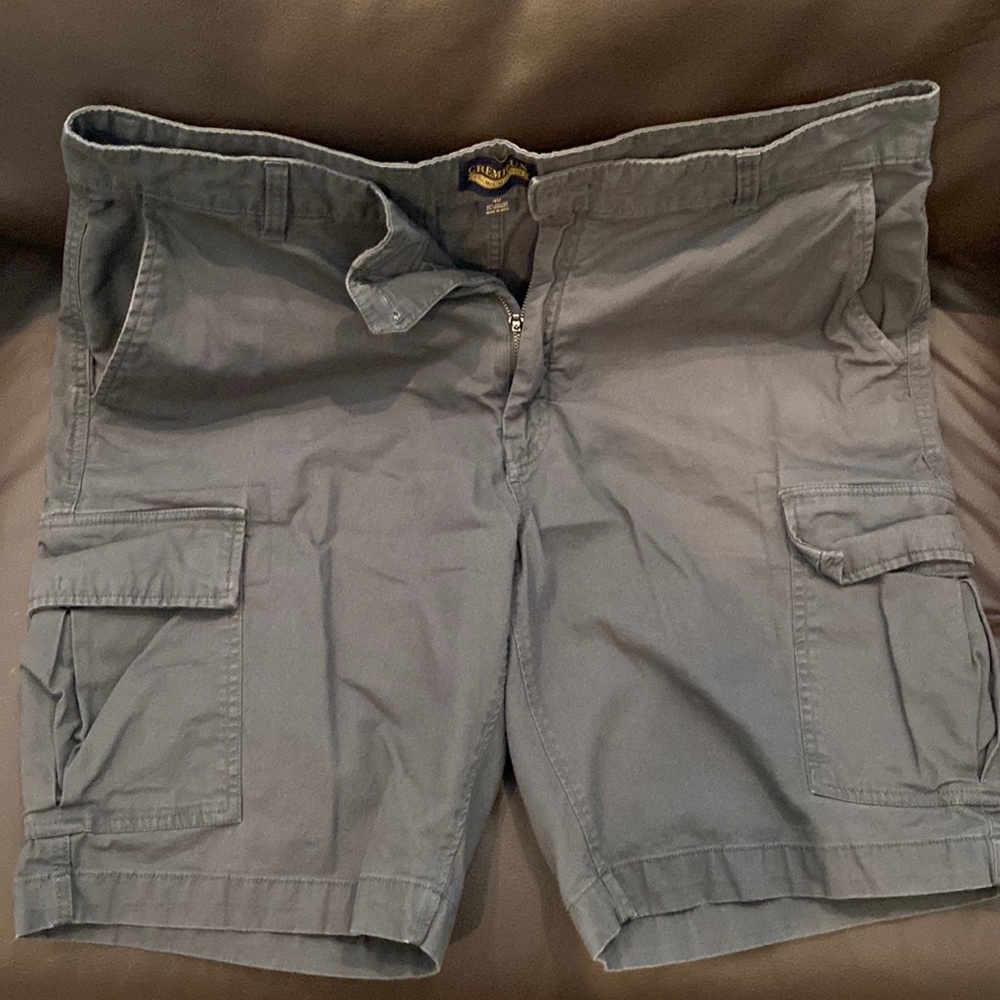 Daniel Cremieux, shorts, barely used, size 40, color dark gray